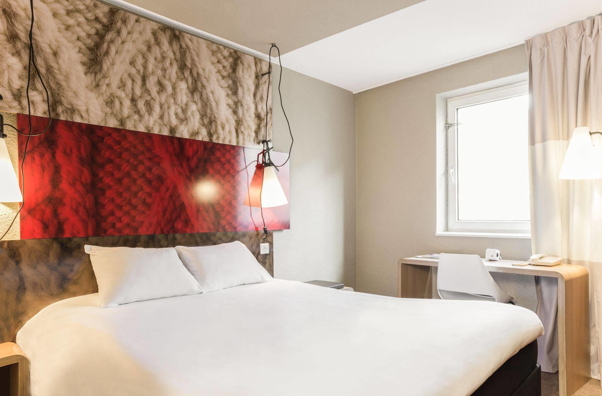 Готель Ibis Cambridge Central Station Екстер'єр фото